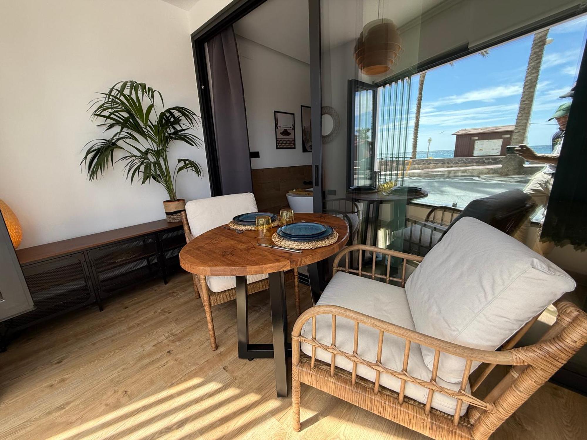 Bed and Breakfast Victoria Loft Castell de Ferro Exterior foto