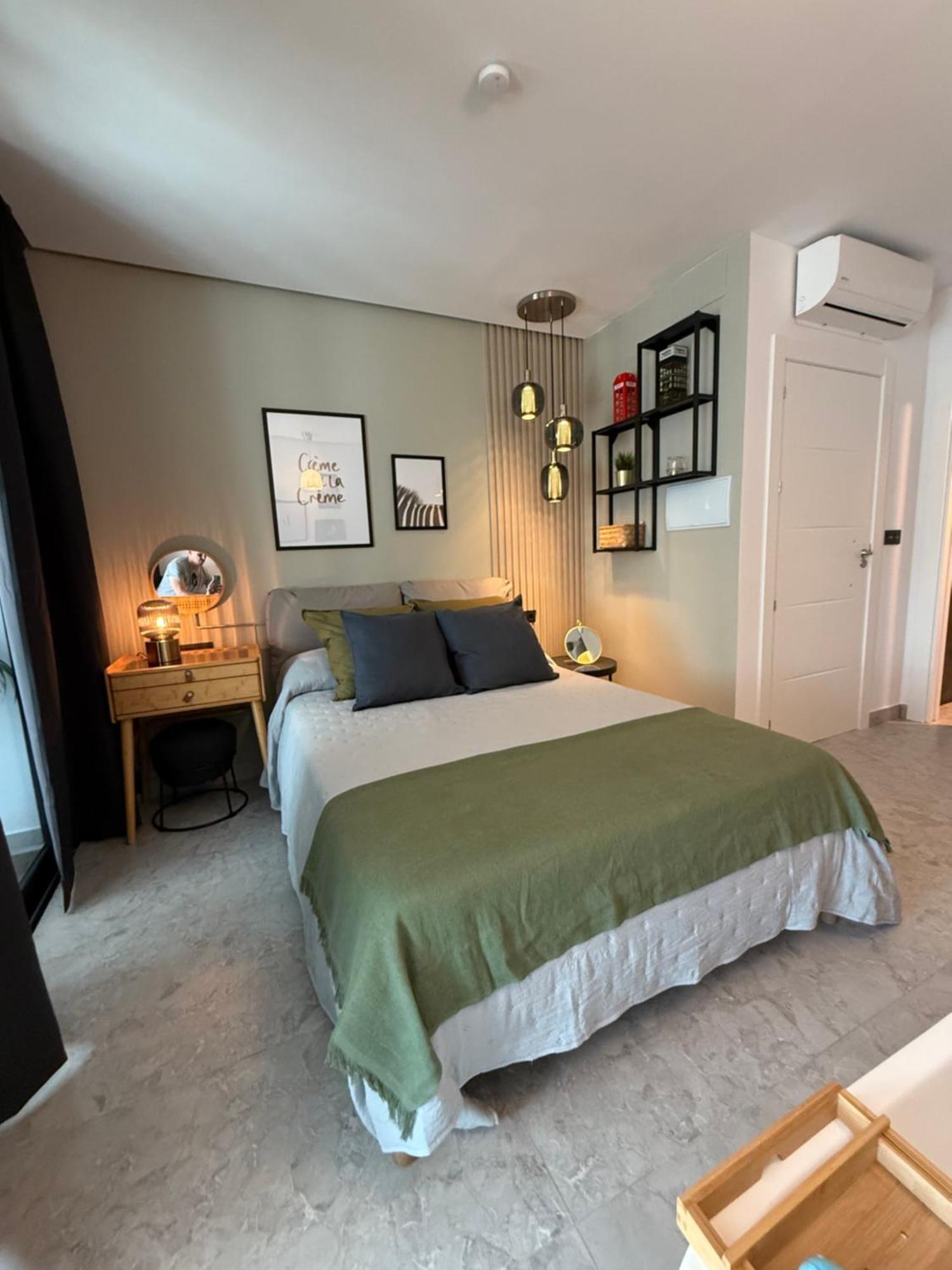 Bed and Breakfast Victoria Loft Castell de Ferro Exterior foto